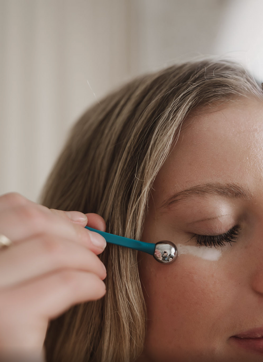 Total Eye® 3-in-1 Renewal Therapy